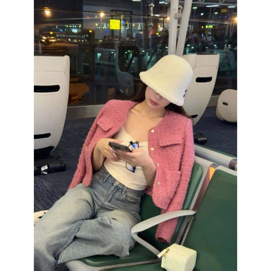 17 Yue【法式邂逅】新款粉色90白鸭绒精致千金小香风外套YY4EWA01