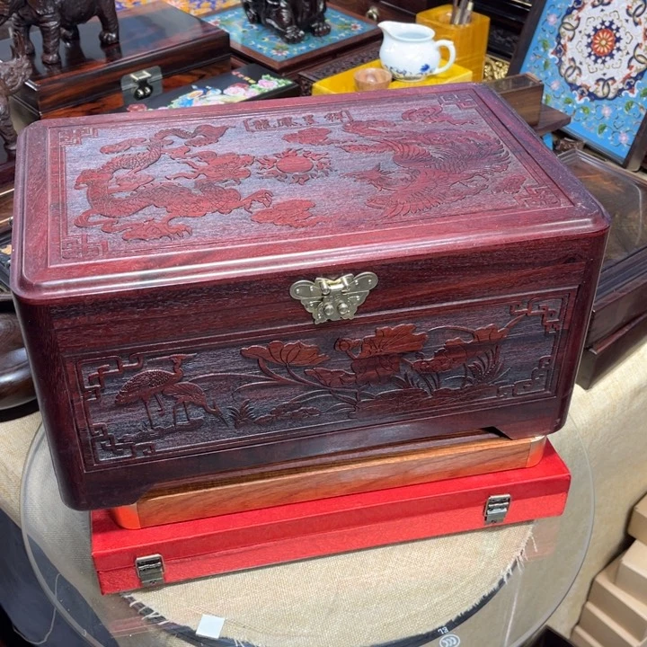 紫檀木类成套家具