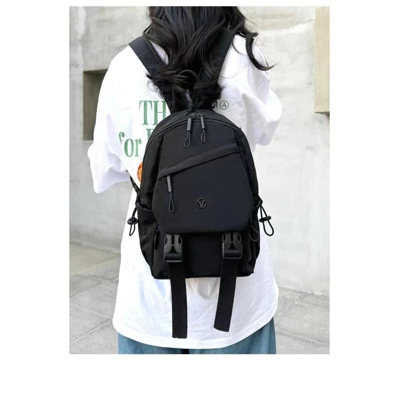 24050新款双肩包 尺寸宽13高30