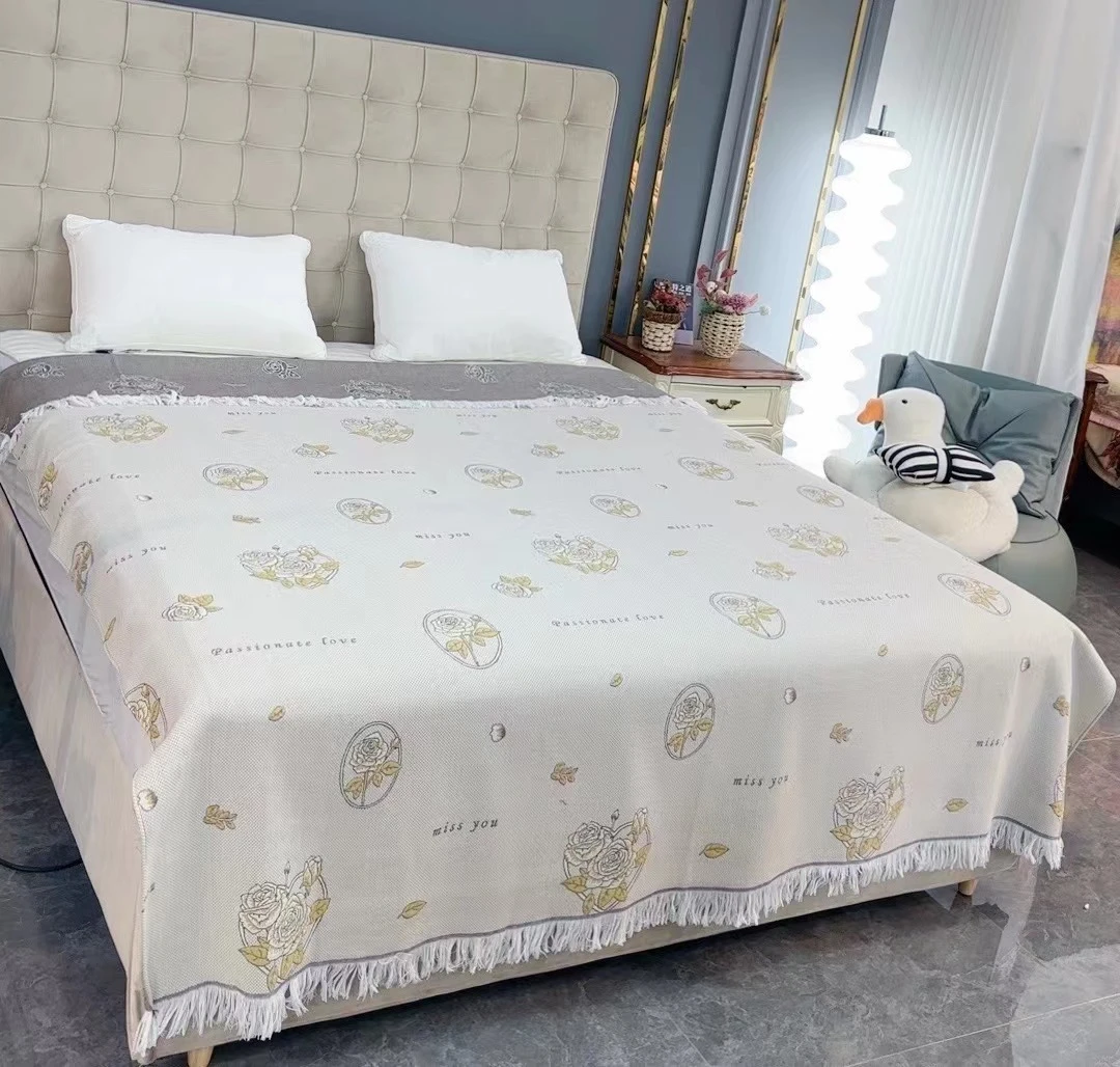 200*230【爱莎】浅卡其新款高档田园风可机洗纱布家用休闲毯