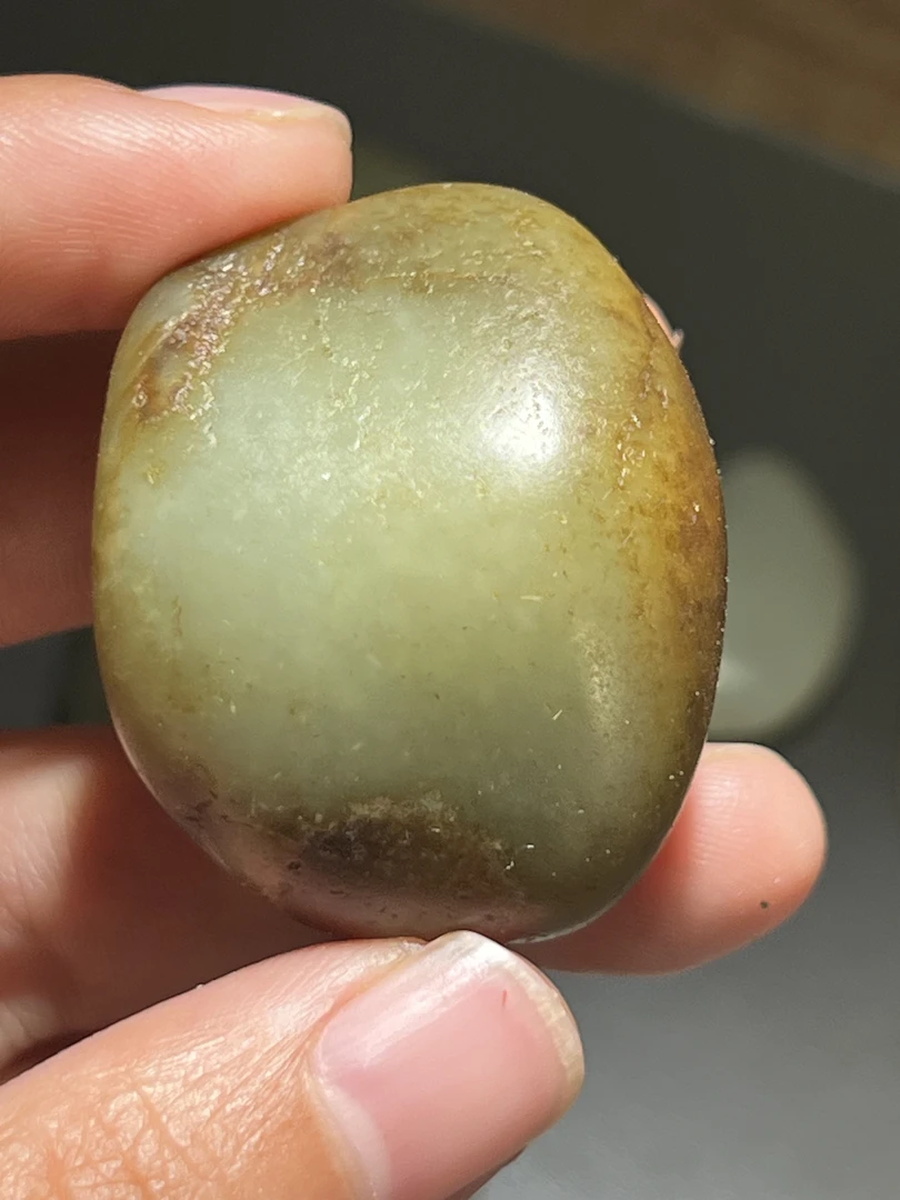 和田玉籽料小手把