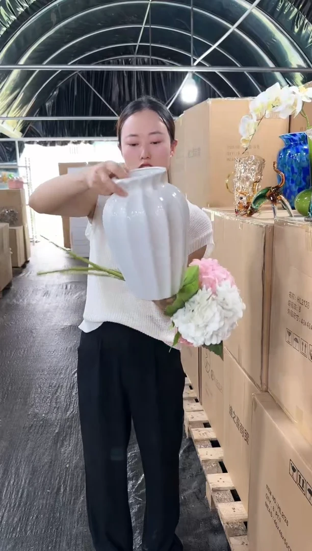 【闪购商品】贵妃瓶