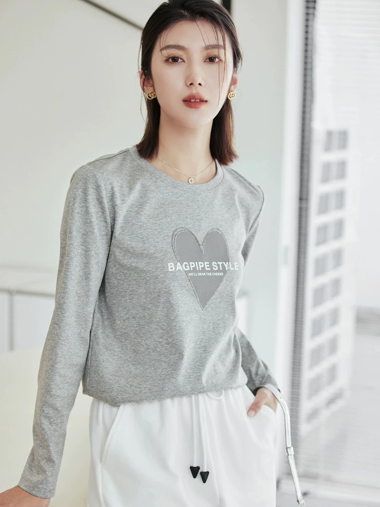 正品风笛打底衫时尚年底促销中春秋长袖休闲休闲圆领