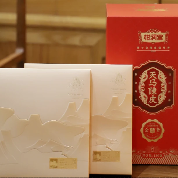 神农问茶神农问茶 2018年  老白茶饼 350g+2015老白茶饼350g