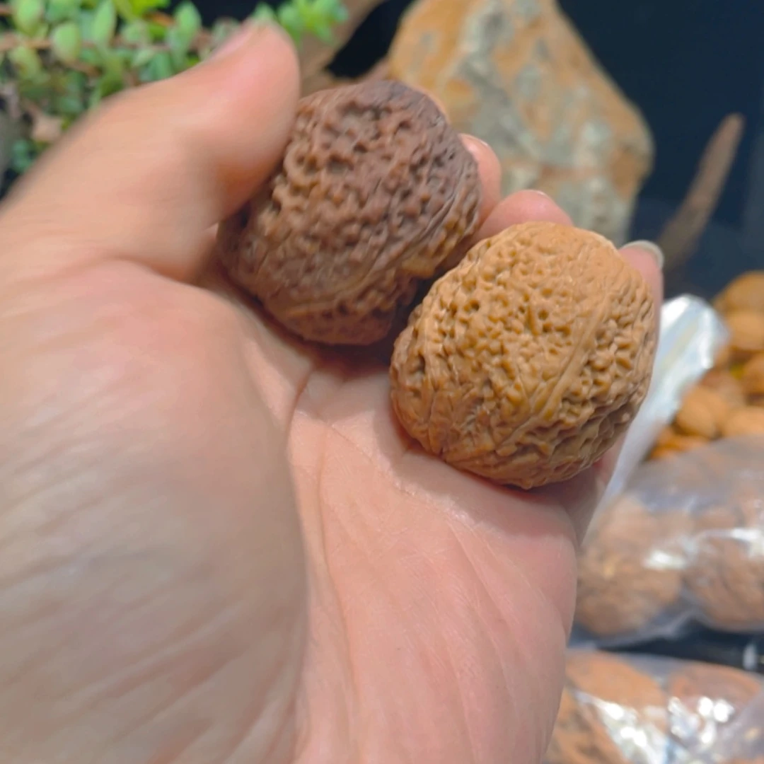 【闪购商品】文玩核桃把件93