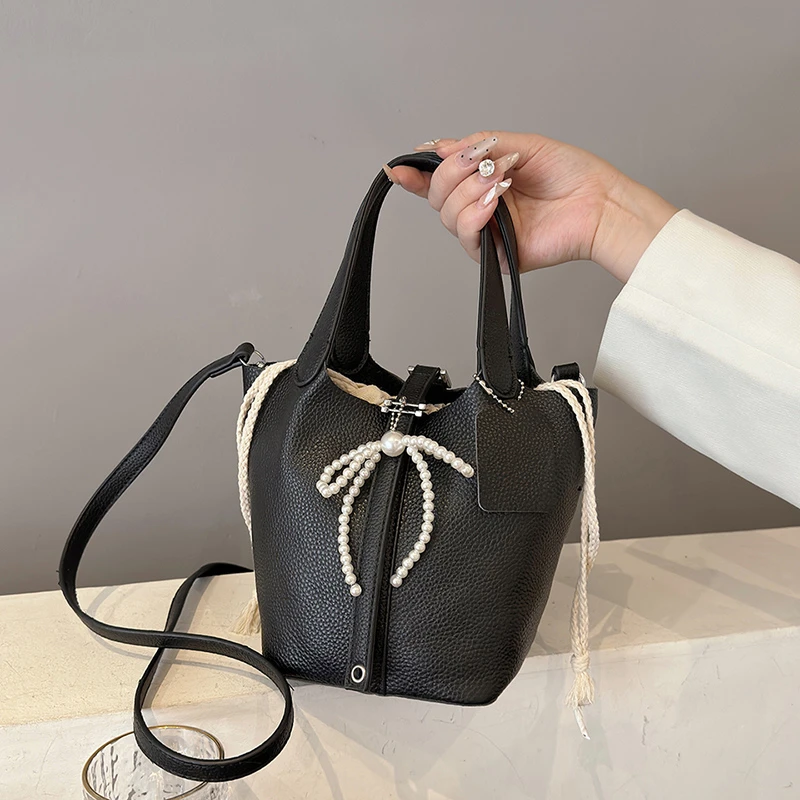 【真皮女包】软皮·头层牛皮包中包时尚珍珠装饰手提包单肩斜挎小包