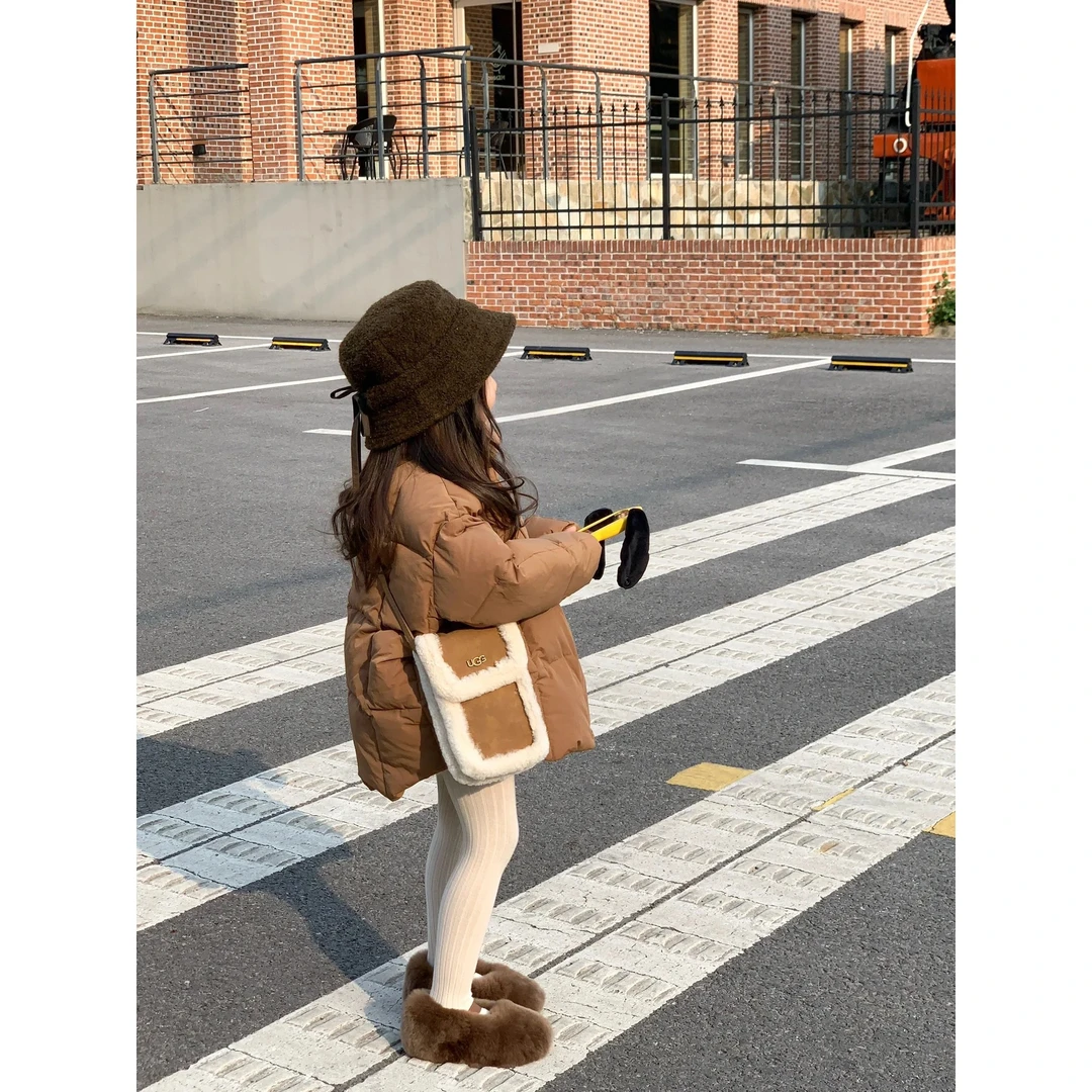 女童美拉德风保暖棉服大衣2023冬宽松立领面包服棉袄女宝加厚棉衣