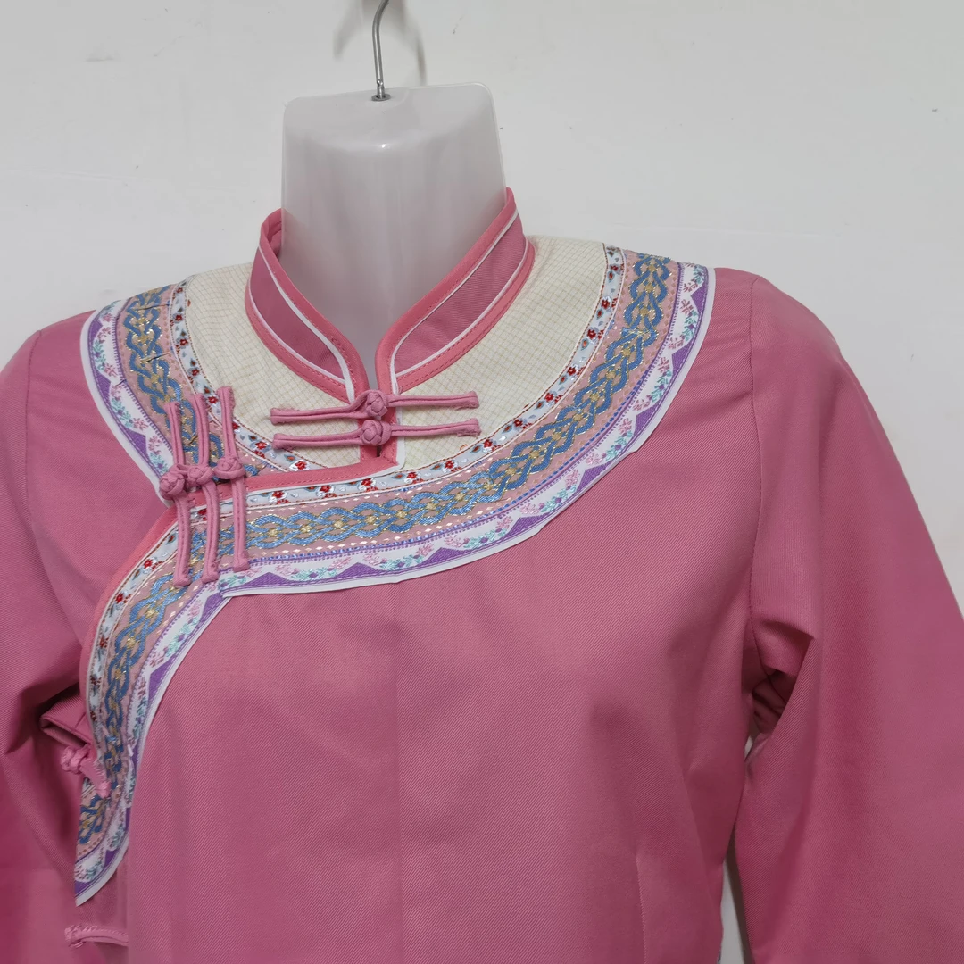 壮族少数民族服装