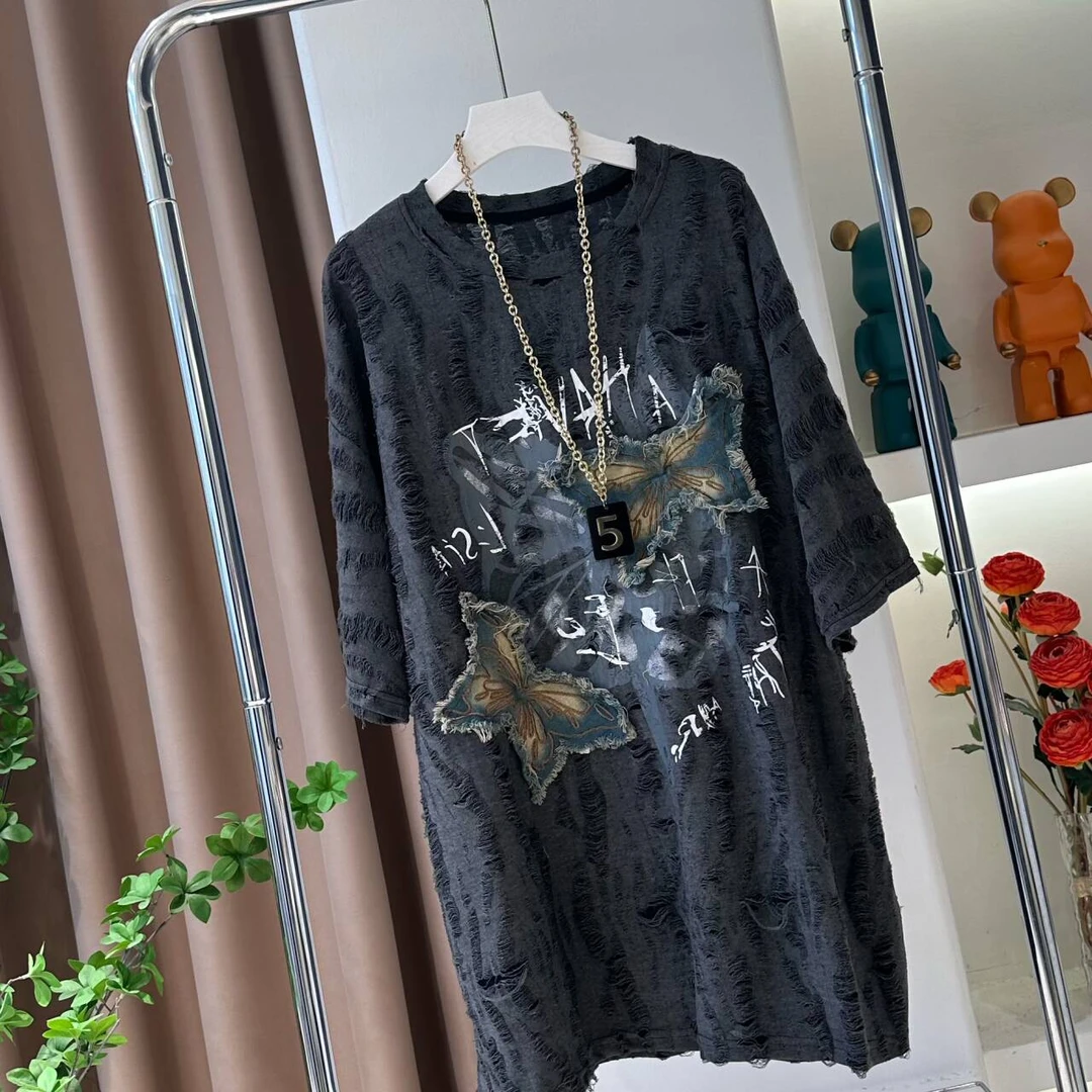 欧货重工蝴蝶上衣0118#夏季破洞贴布绣宽松中长圆领短袖T恤