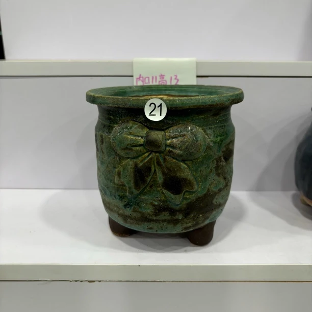 麦饭石复古高桩花盆1个的价钱，内口径11高13，做工粗糙，透气性好