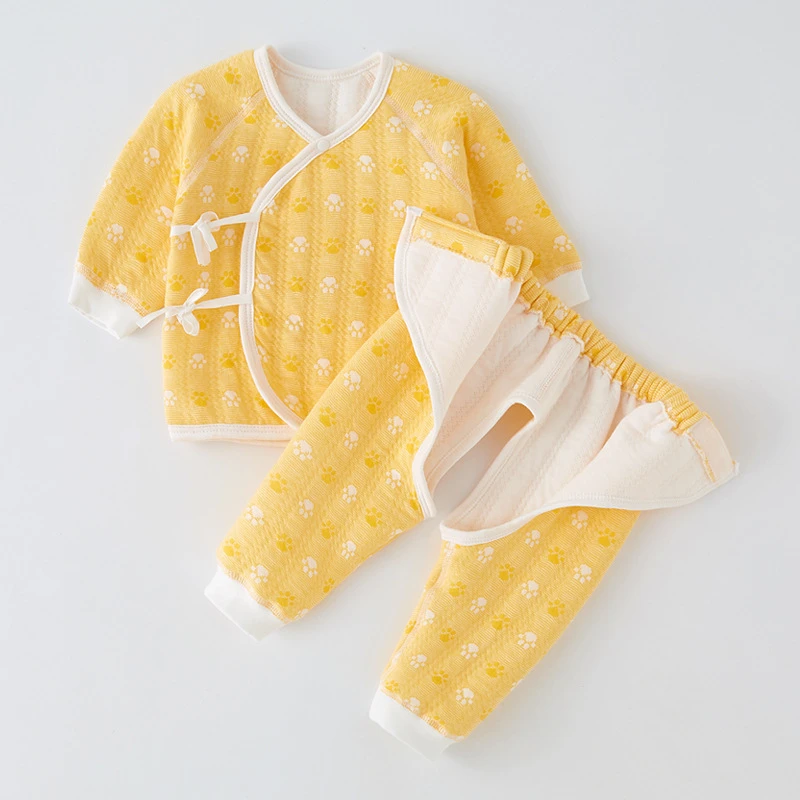 宝宝秋冬新款新生儿婴幼儿两件套男女宝宝保暖0-3月和服内衣套装