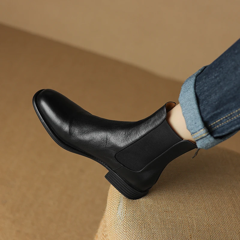 全牛皮断码清仓圆头短靴女2024秋冬新款加绒保暖粗跟小香风时装靴