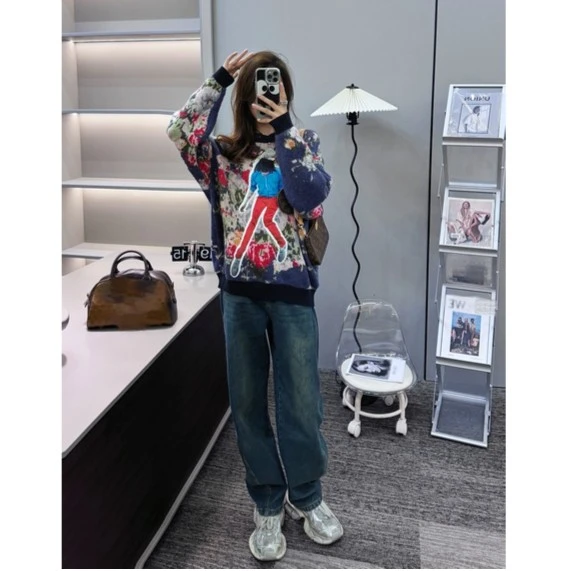 2024秋冬新款凯印花定制阿那亚人物套头毛衣V1022【李老板】