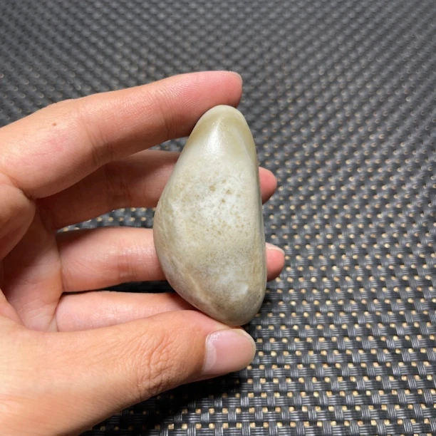 白皮糖玉和田玉籽玉原石石包玉手把件肉质干净油润糯灯透老熟完整