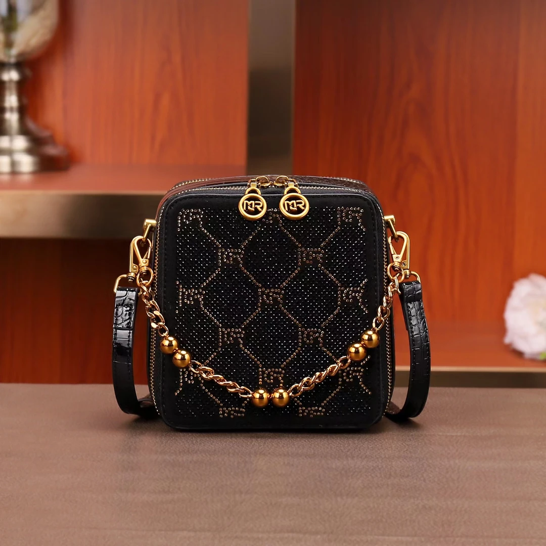 2025新款黑色水钻香水包方盒子包8227黑色