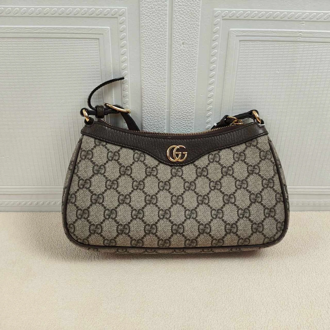 99新 GUCCI/古驰 麦殿甄选/古驰帆布涂层腋下25cm老花/腋下包