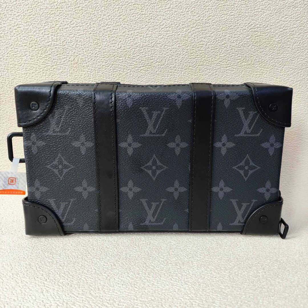 95新 LV 麦殿甄选/LVtrunk老花牛皮革饰边盒子单肩斜挎包