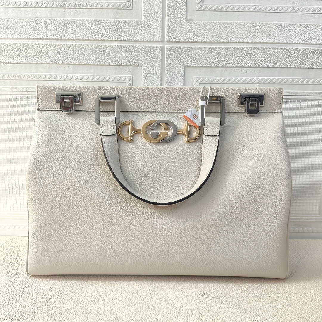 99新 GUCCI/古驰 麦殿甄选/古驰牛皮斜挎包35cm白色/手提包