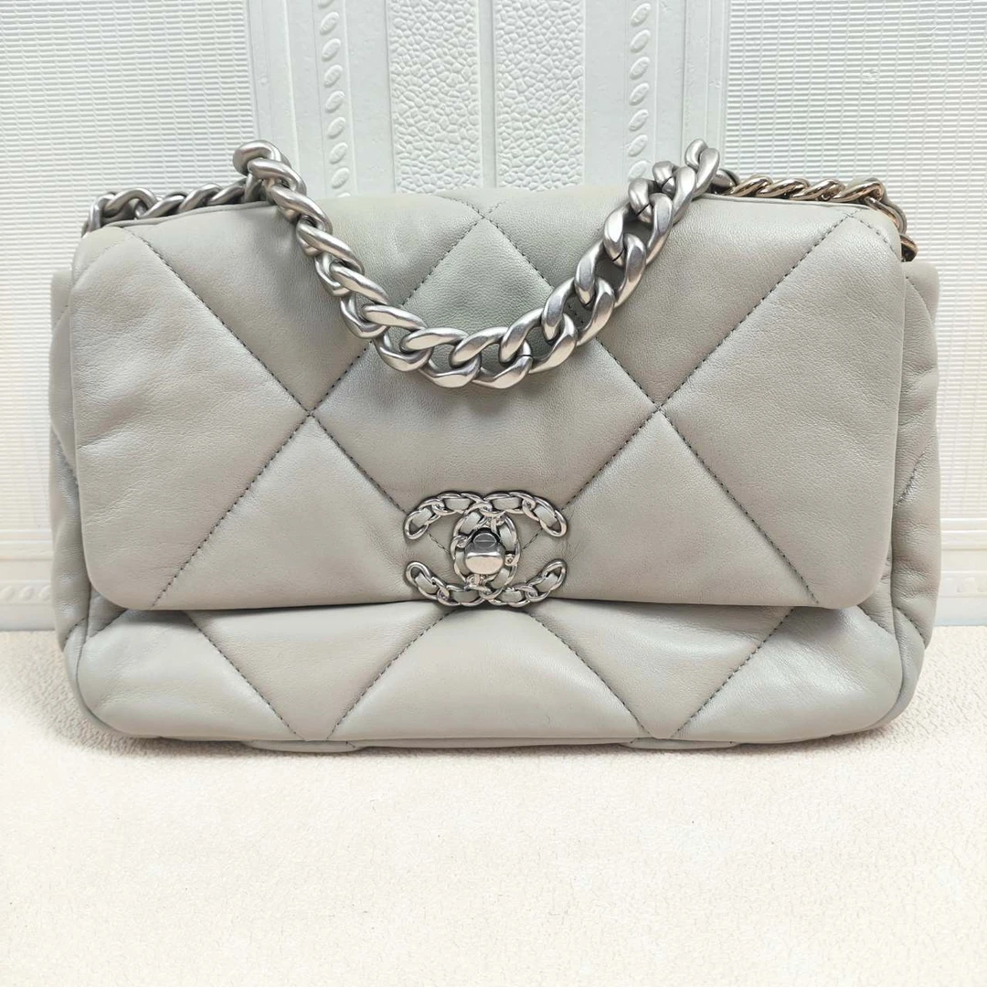 99新 Chanel/香奈儿 麦殿甄选/香奈儿羊皮19bag25cm灰色银扣芯片