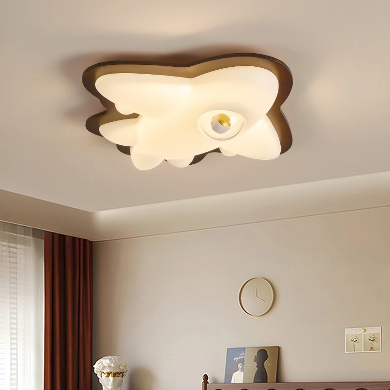 创意儿童房吸顶灯全光谱护眼简约原木房间灯男孩女孩飞机卧室灯