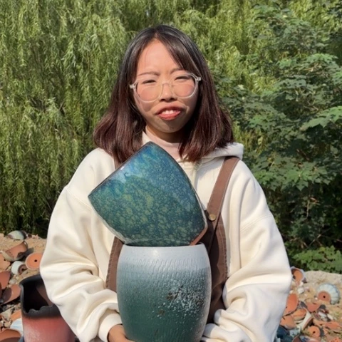 红陶20CM以下微瑕疵高20宽16