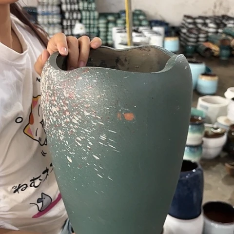 红陶20CM以下微瑕疵高30口18