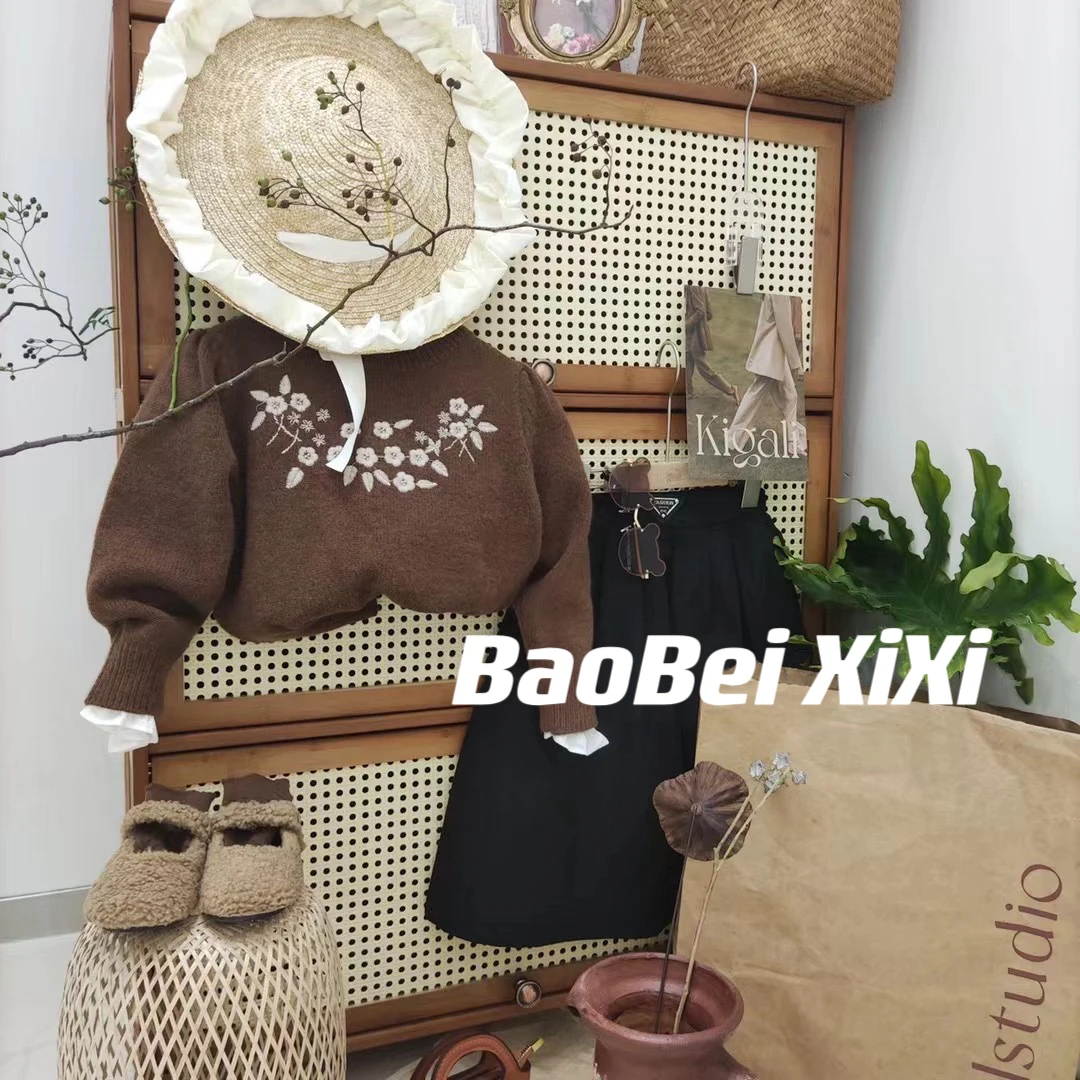 女童2023秋冬款洋气绣花宝宝套头毛衣针织衫