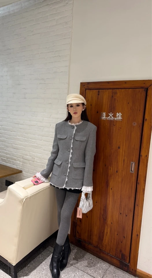 【紫·更】加绒加厚收腰修身小香风外套