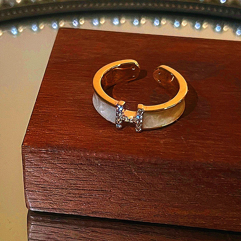 铜合金戒指 气质百搭时尚满钻字母H戒指设计感开口指环小众食指女