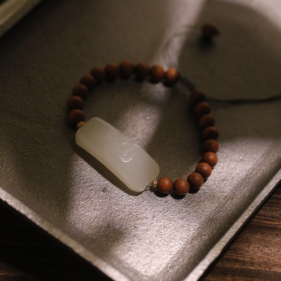 麦麦【娉婷】天然老山檀+晴水弥勒手牌+18K金配件  手串