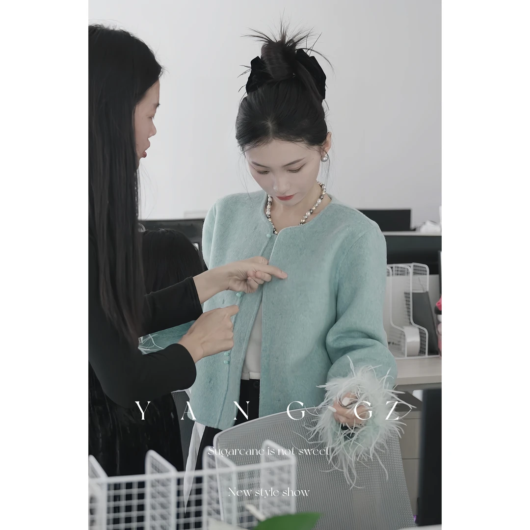 YANG GZ【Q青山远黛】新中式国风双面呢驼鸟毛可拆短外套女GZ081