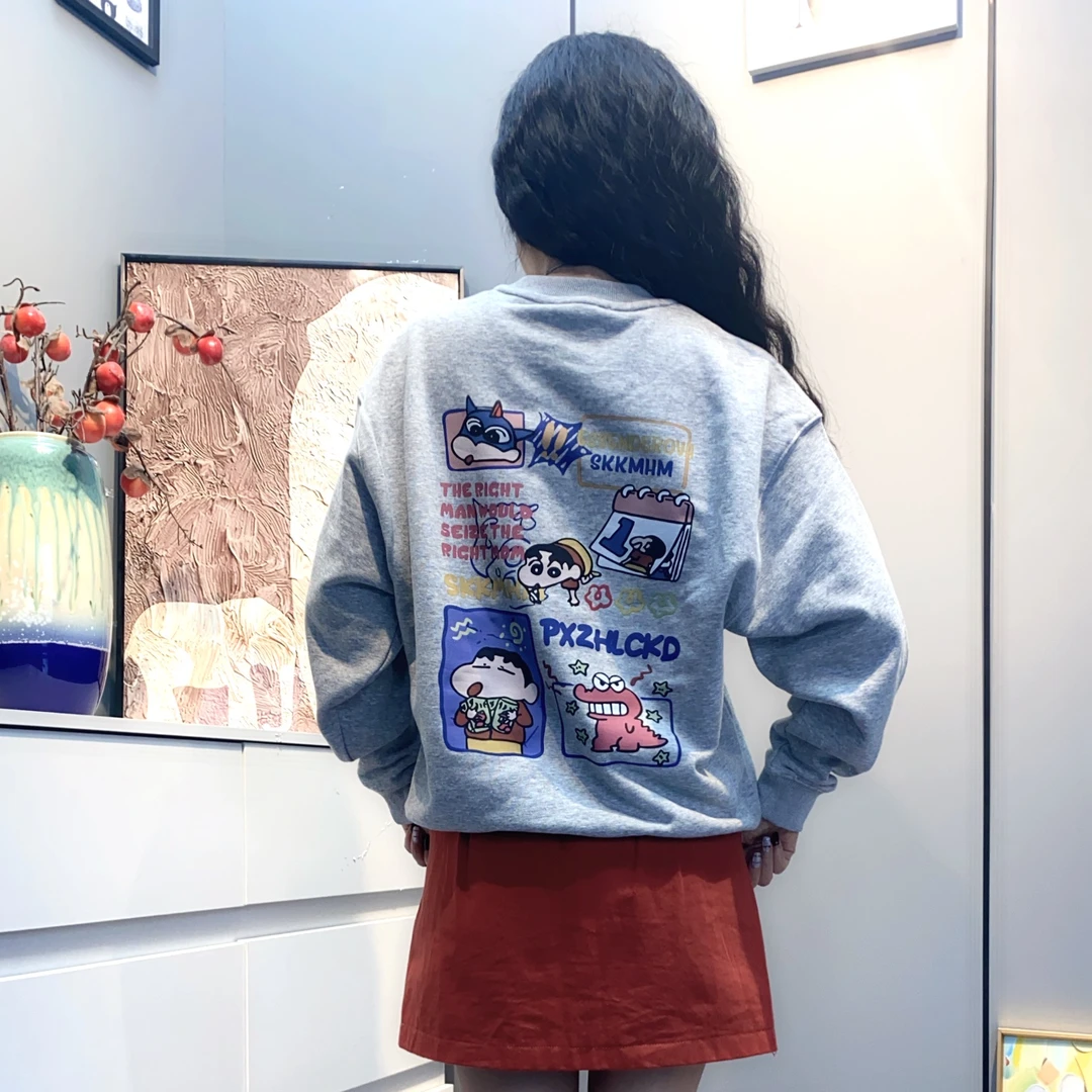 【蜡笔小新前后】纯棉休闲时尚宽松百搭秋冬印花圆领卫衣T恤