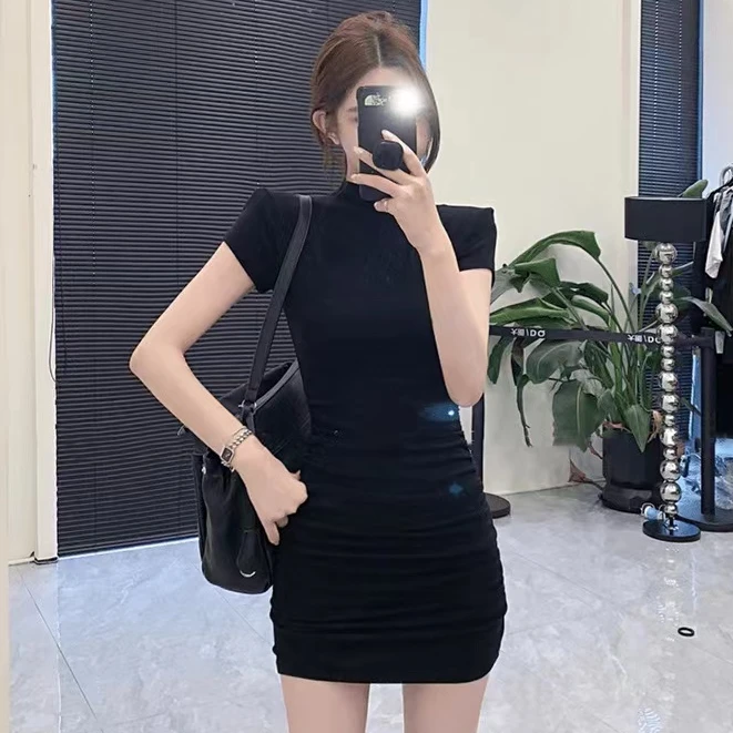 设计感气质纯欲辣妹内搭打底性感连衣裙黑色打底包臀裙洋气紧身
