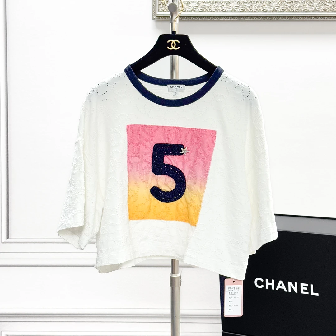 99新 Chanel/香奈儿 42/44码 白色拼粉色拼橘色 数字5 短袖 上衣