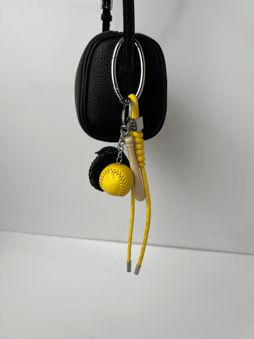 简约时尚休闲小球挂件