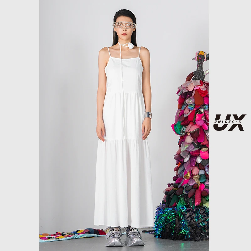 UX夏季新款吊带肌理感白色连衣裙女士气质一字领长裙