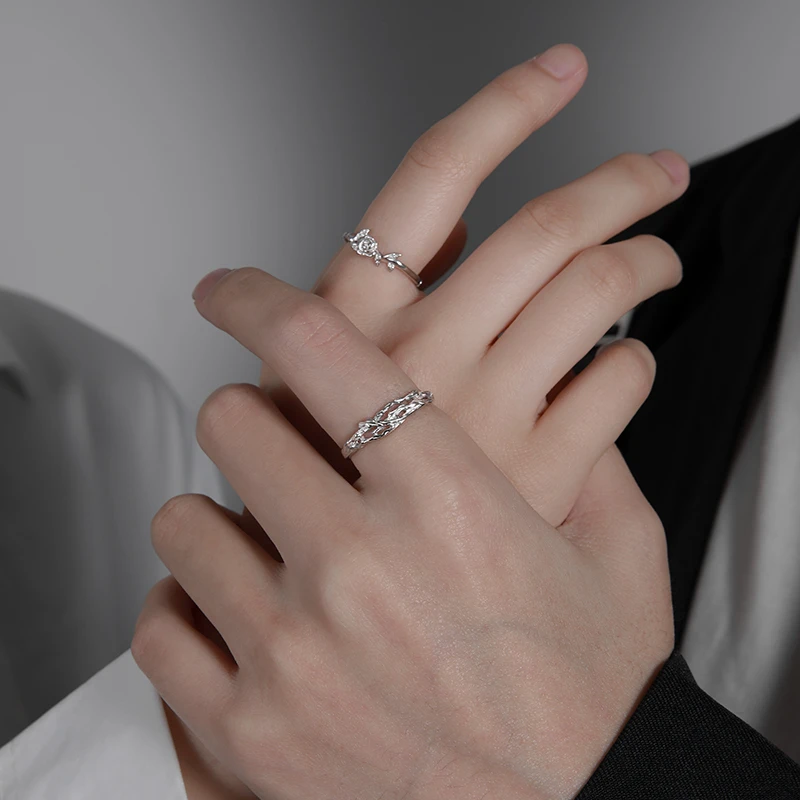 925银戒指 原创情侣戒指纯银小众可调节个性镶钻通用时尚气质银色