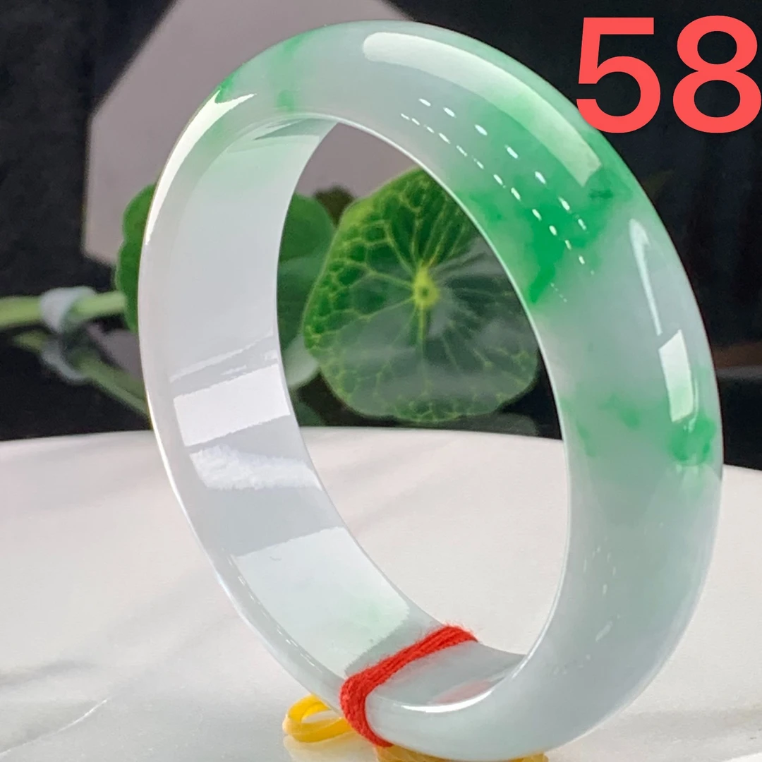 天然缅甸翡翠A货 白底青带绿 轮胎