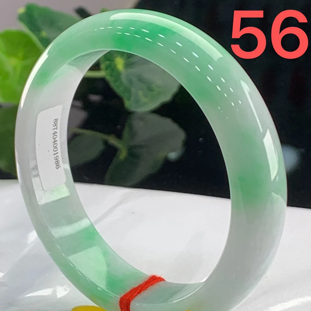 天然翡翠A货 正圈白底青带绿 正圈