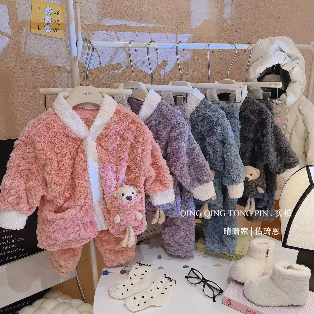 秋冬儿童法兰绒睡衣加绒加厚宝宝中大童珊瑚绒家居服亲子睡衣套装