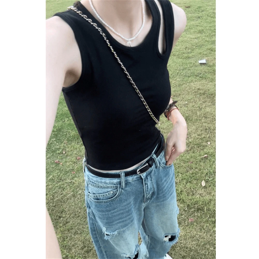 2025夏季黑色港风复古带胸垫一体吊带背心女辣妹镂空独特外穿上衣