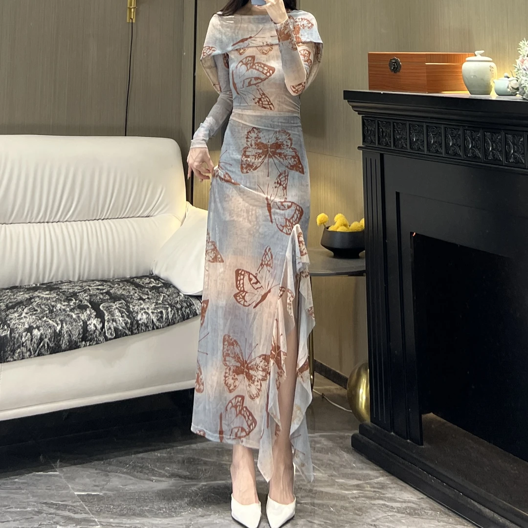 轻奢气质女人味连帽一字领长袖蝶翼翩翩显瘦修身百搭开叉连衣裙