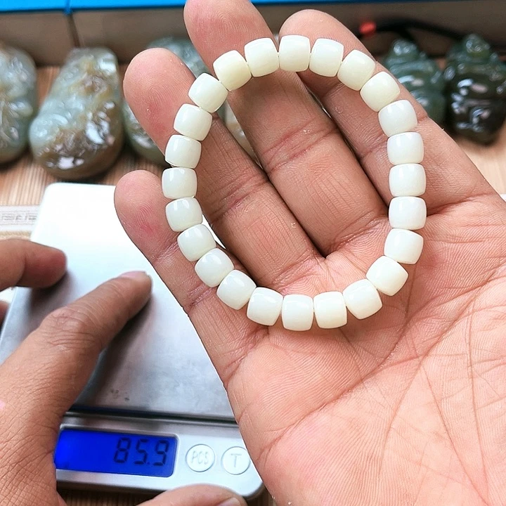 和田玉手串未镶嵌