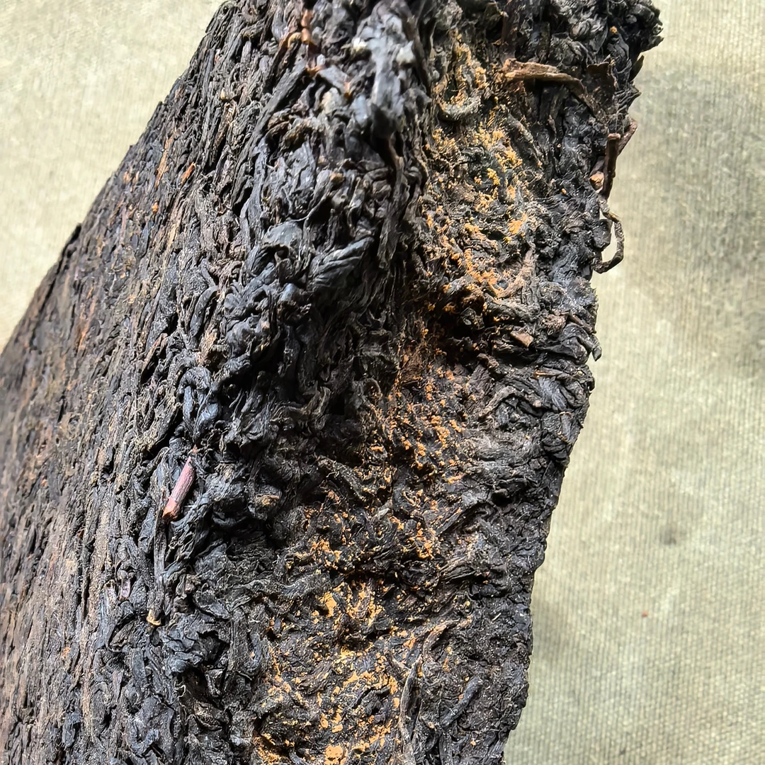 高家山安化黑茶2020年六步溪嫩料茯砖茶500g