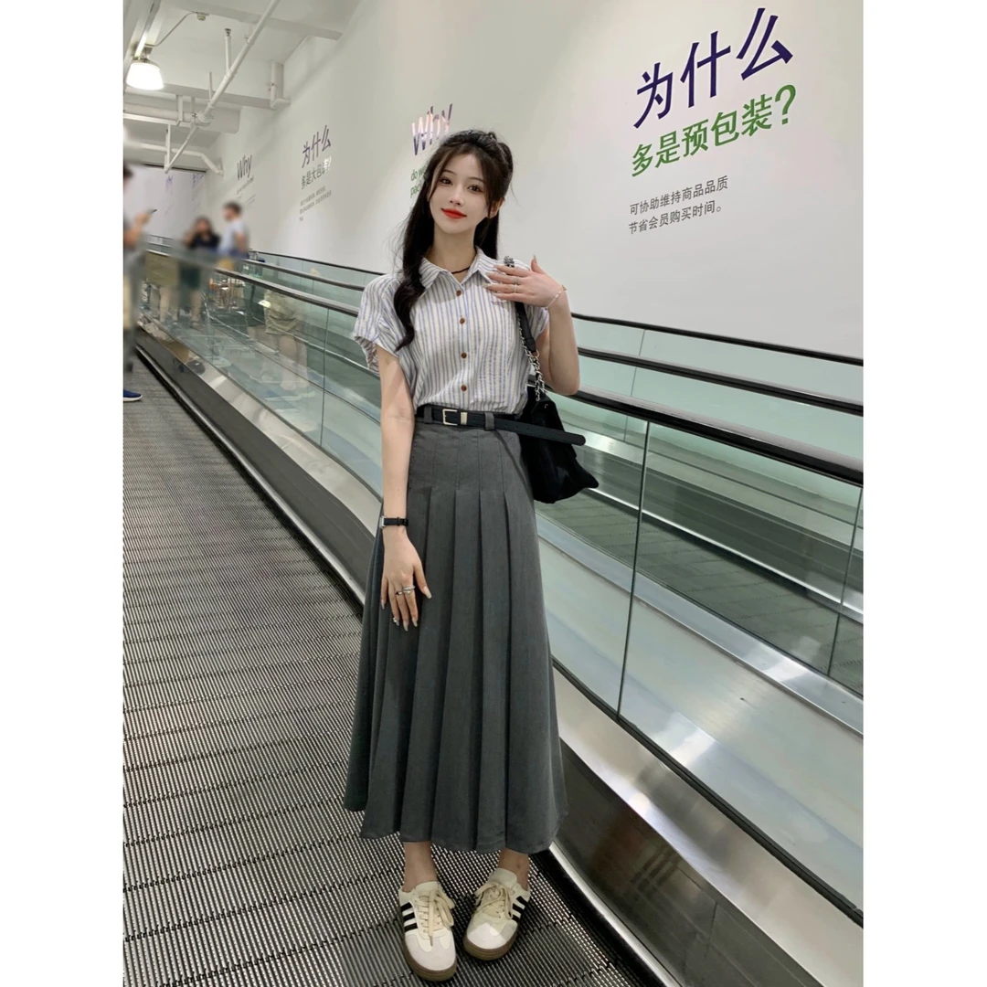 配腰带显瘦高腰长裙气质半身裙女夏季灰色百褶裙韩版时尚A字裙子