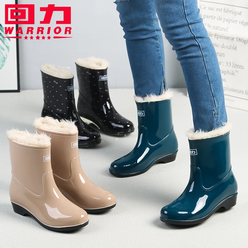 女士雨鞋时尚款短筒防水鞋加绒棉保暖雪地靴中筒防滑耐磨胶鞋胶鞋