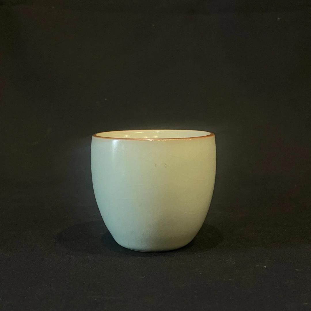 G27景德镇制汝窑品茗杯