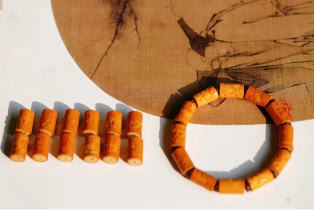 老玉竹浅浮雕“山水风光”手串