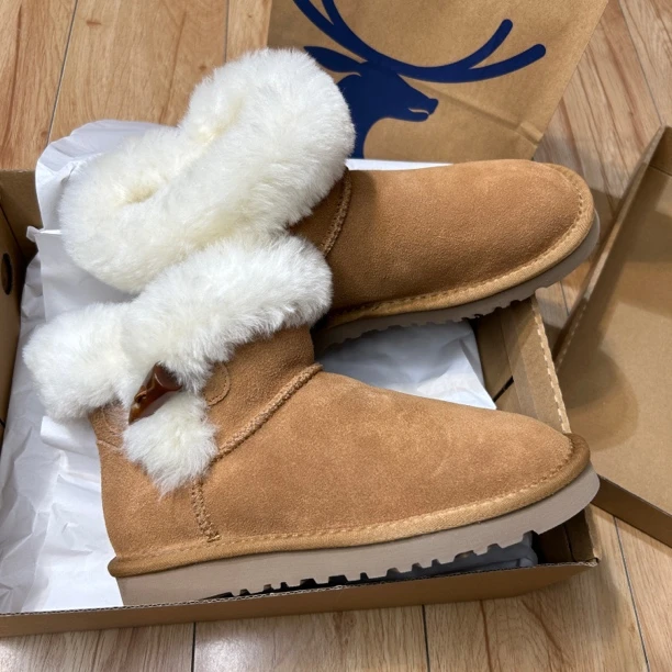 LINNRUGG工厂上新牛角扣雪地靴薄底真皮真毛雪地靴冬季百搭保暖款