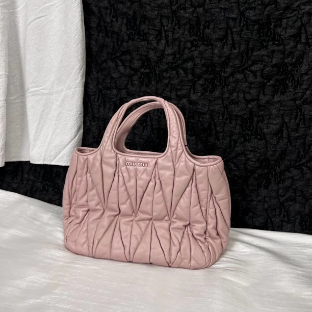 95新 MIU MIU/缪缪 大喜/粉色手提包臂挽包